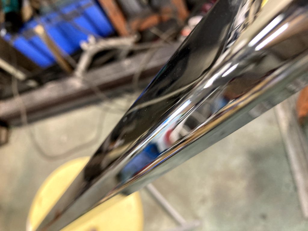 ステンレスモール板金修理